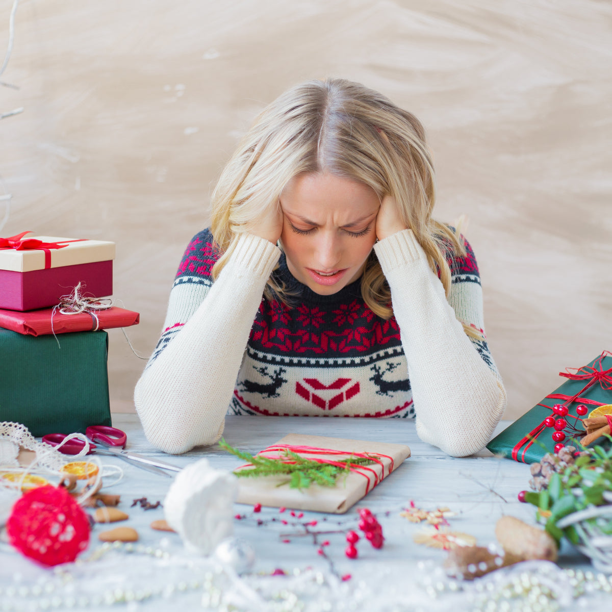 Holiday Stress? Try AminoMag for a Calm, Joyful Season